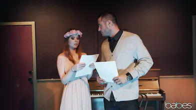 Piano NympHoe is Skinny and Fucked