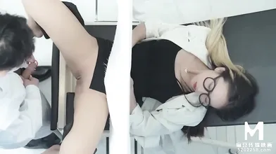 ModelMedia Asia-Evil Gynecology Clinic-NI Wa Wa-MMZ-054-Best Original Asia Porn Video