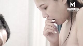 【国产】麻豆传媒作品/MSD-070轻熟人妻红杏出墙/免费观看