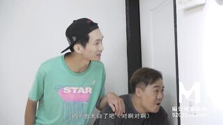 【国内】麻豆传媒作品/MD-0188与骚同居/免费观看