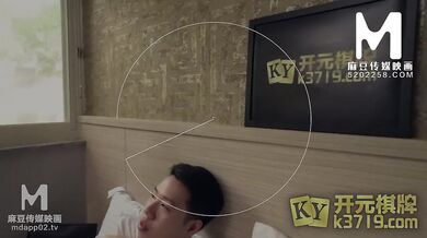 【国产】麻豆传媒作品/MDX0118后母发情了002/免费观看