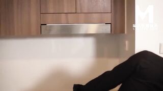 【国产】麻豆传媒作品/MDX-0006/免费观看