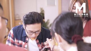【国产】麻豆传媒作品/过年返家/免费观看