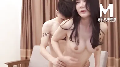 【国产】麻豆传媒作品/偷吃/免费观看