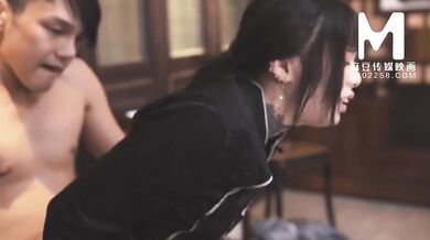 【国产】麻豆传媒作品/爆操麻将馆的老板娘/免费观看