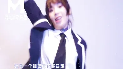 【国产】麻豆传媒作品 / 大波妹的苦恼 / MD0040精彩播放