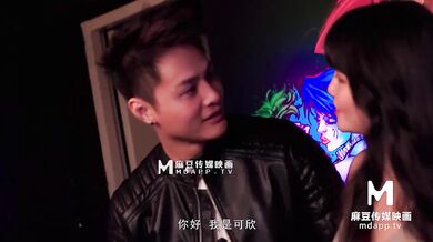 【国产】麻豆AV最新作品 / 实习男优3派对狂欢 / MD0090 「预告」