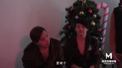 【国产】麻豆传媒最强圣诞企划 / 圣诞狼人插 「色狼篇」