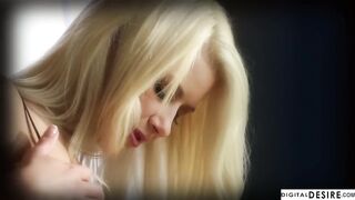 Anikka Albrite Starts Off Her Day In Heat