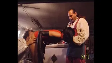 Queen Of The Castle (1997, Italy, Erika Bella, Maria Bellucci)