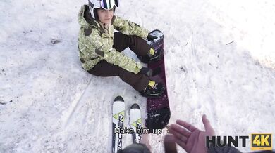 HUNT4K. Skillful Skier