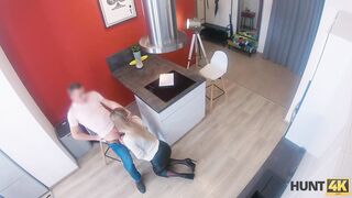 HUNT4K. Babe in strict suit and sexy lingerie shows her sex skills