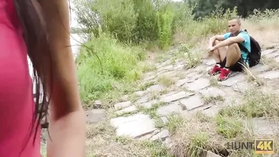 HUNT4K. Silly girl lost wallet but she has a chance to return money