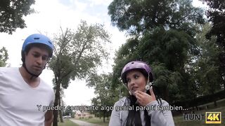 HUNT4K. Lucky fucker caza algo dulce en el parque y tiene éxito