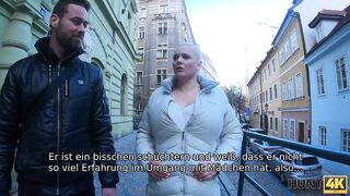 HUNT4K. Hunter bekommt einen tollen Tittenjob und knallt die Muschi für Geld