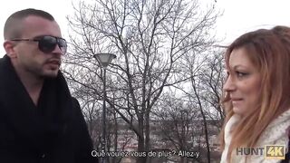 HUNT4K. Hechicera pelirroja con pechos increíbles está feliz de follar