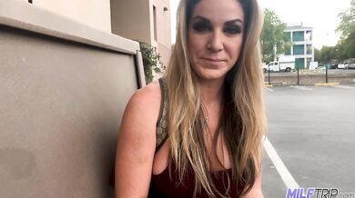 Sexy MILF Ass