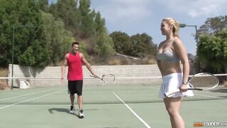 Backhand Spank w Spunky Sarah Vandella
