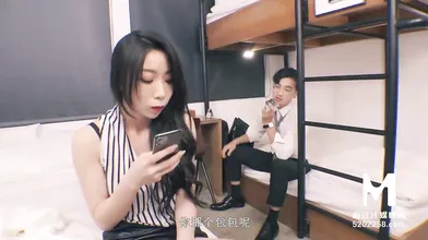 Trailer-Top Executive Sucks Cock In Hostel-Xia Qing Zi-MDHT-0016-Best Original Asia Porn Video