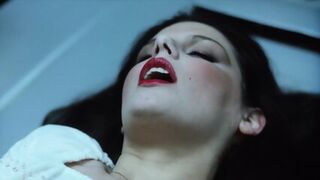 Upscaled : Carolyn Grace