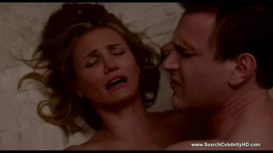 Beautiful Cameron Diaz exposes her lovely body for everyone to see