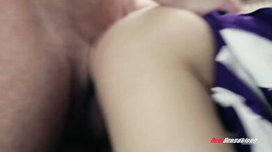 Cheerleader stepdaughter knows what daddy likes