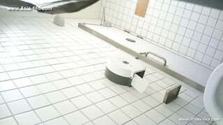 Chinese Girls Go To Toilet.181