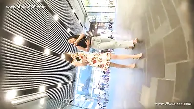 Peeping Chinese Amateur Upskirt.96