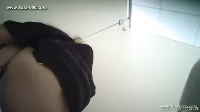 Chinese Girls Go To Toilet.146