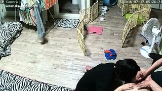 Hackers Use The Camera To Remote Monitoring Of A Lover's Home Life.549