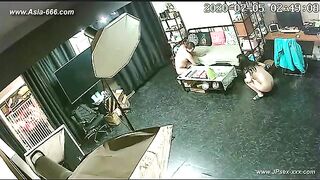 Hackers Use The Camera To Remote Monitoring Of A Lover S Home Life.519