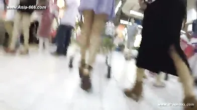 Peeping Chinese Amateur Upskirt.64