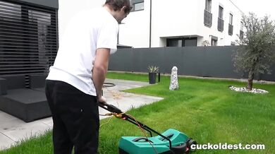 Facesitting Husband before agreeing to Cuckold me
