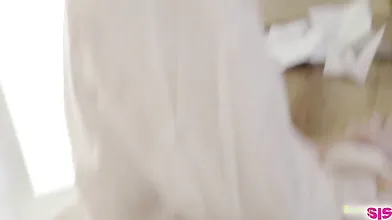 Stuck On My Step Sister - S2:E7